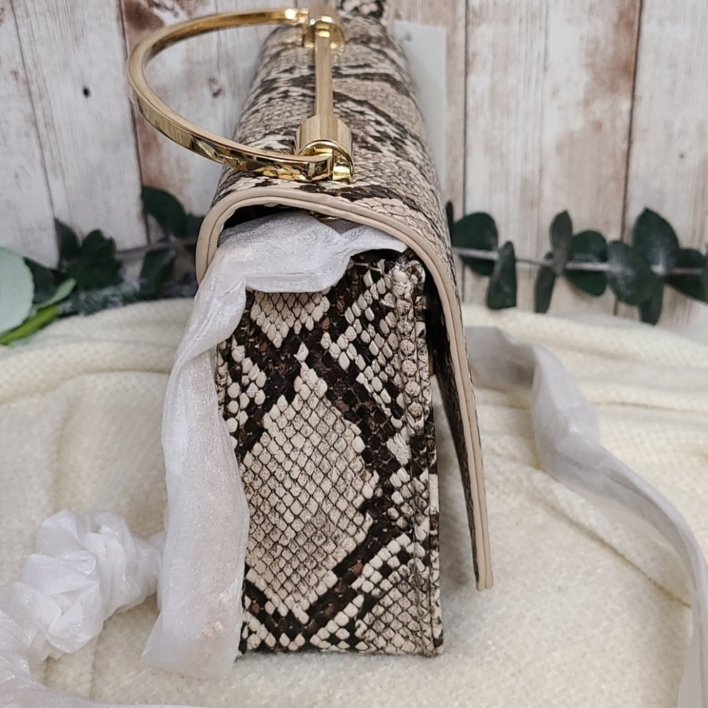 Francesca's Atoya top handle crossbody handbag NWT - Picture 2 of 4